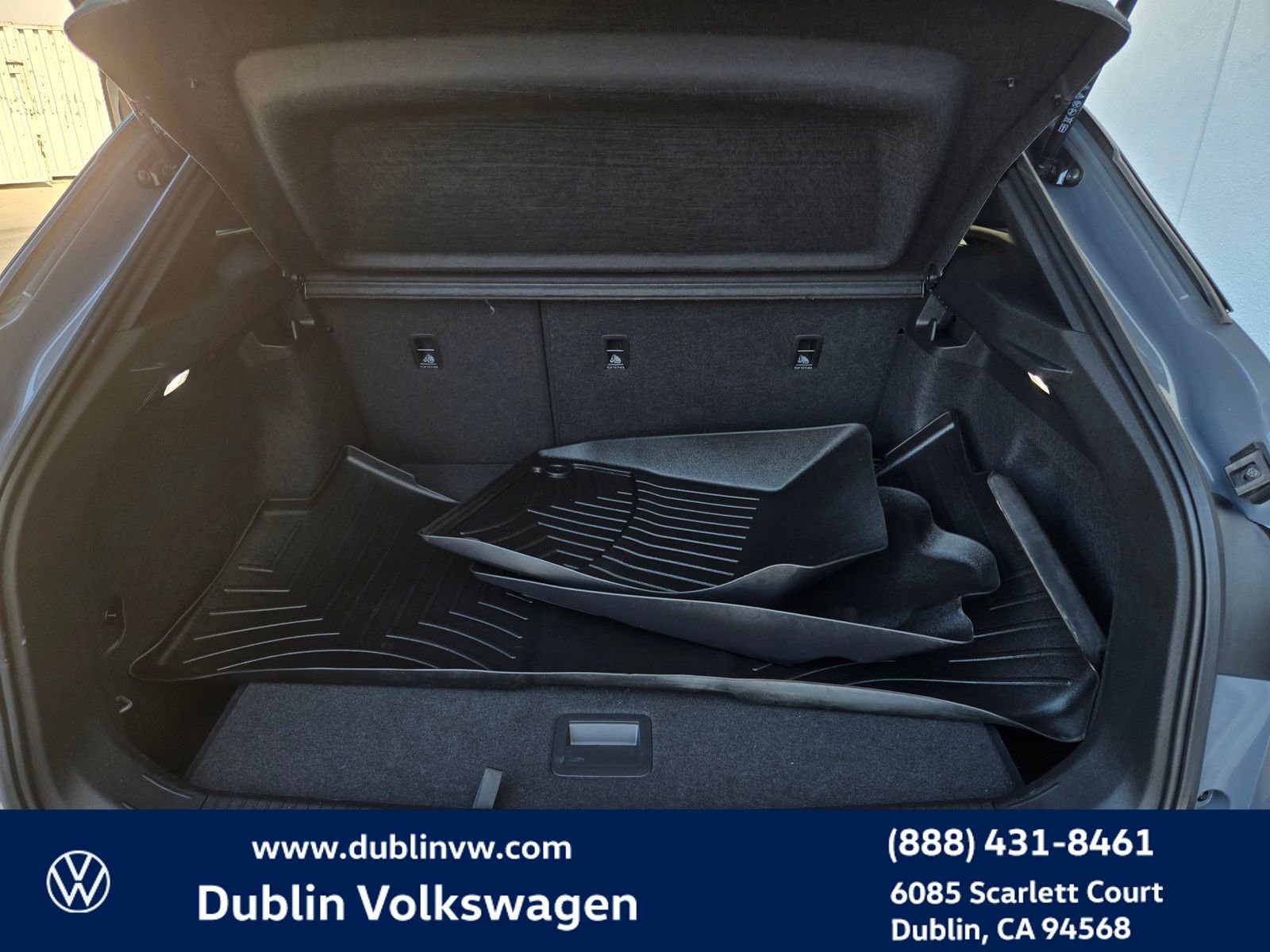 Used 2023 Volkswagen ID.4 Pro image 21