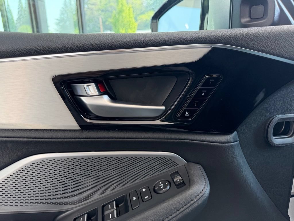 New 2026 Acura MDX SH-AWD image 12