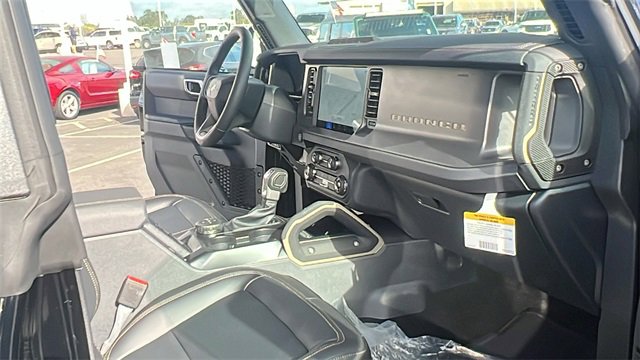New 2025 Ford Bronco Badlands image 12