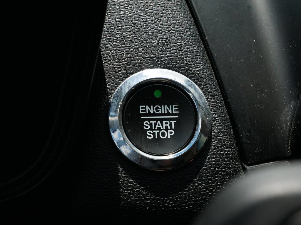 Certified 2018 Ford EcoSport SE w/ SE Cold Weather Package FWD image 26