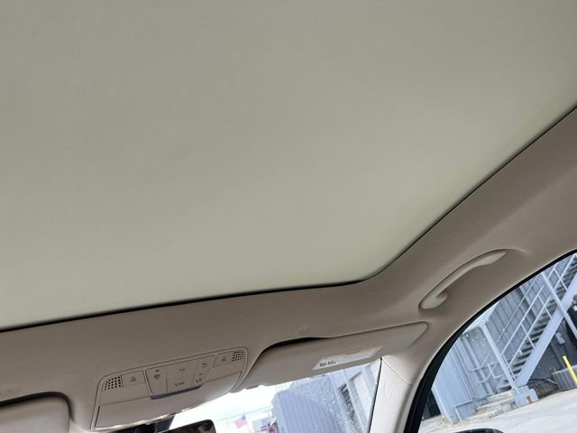 Used 2021 Mercedes-Benz GLC 300 4MATIC image 14