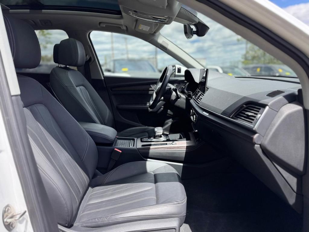 Used 2021 Audi Q5 2.0T Premium Plus AWD/4WD image 24