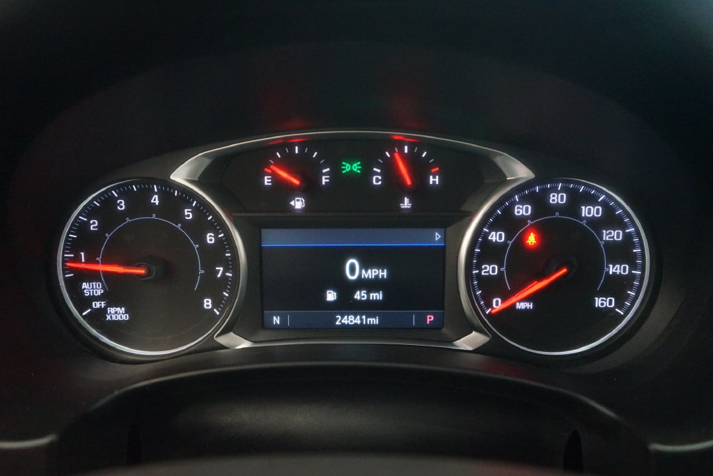 Used 2023 GMC Terrain SLT FWD image 32