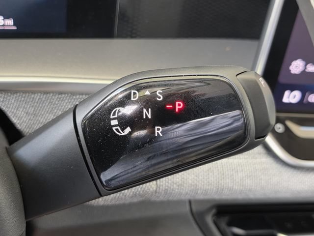 Used 2025 Volkswagen Tiguan S FWD image 27