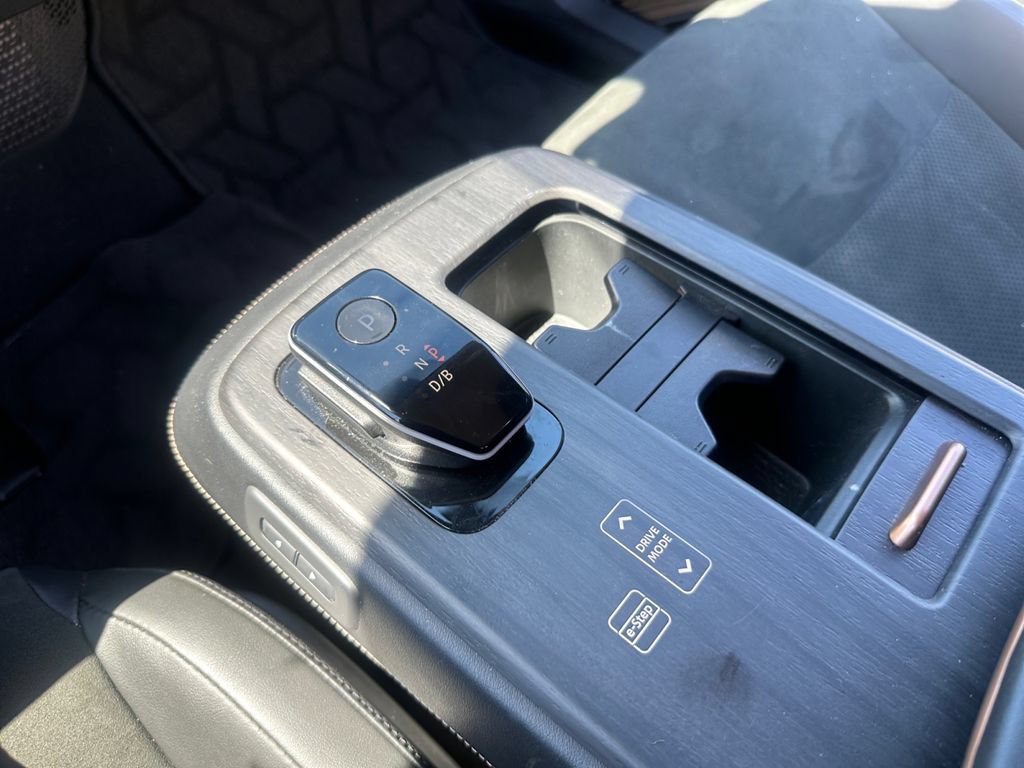 Used 2023 Nissan Ariya FWD image 18