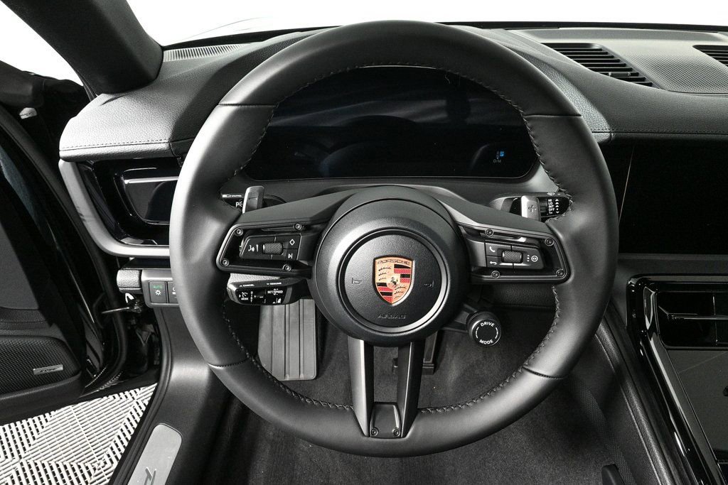 New 2026 Porsche Panamera image 9