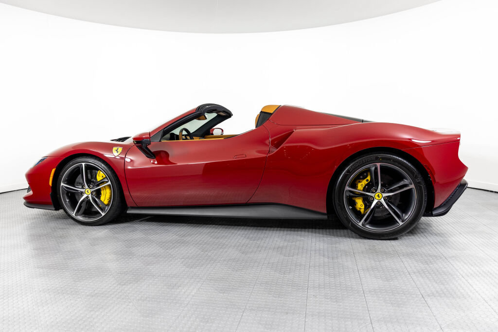 Used 2026 Ferrari 296 GTS RWD image 27