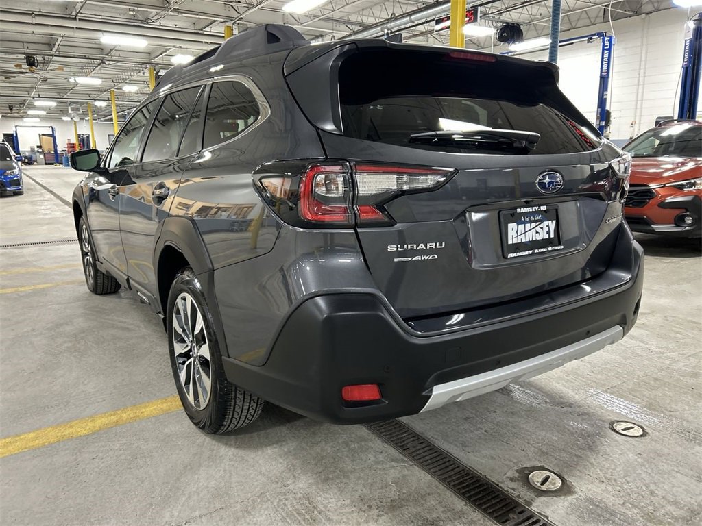 Certified 2023 Subaru Outback Limited image 6