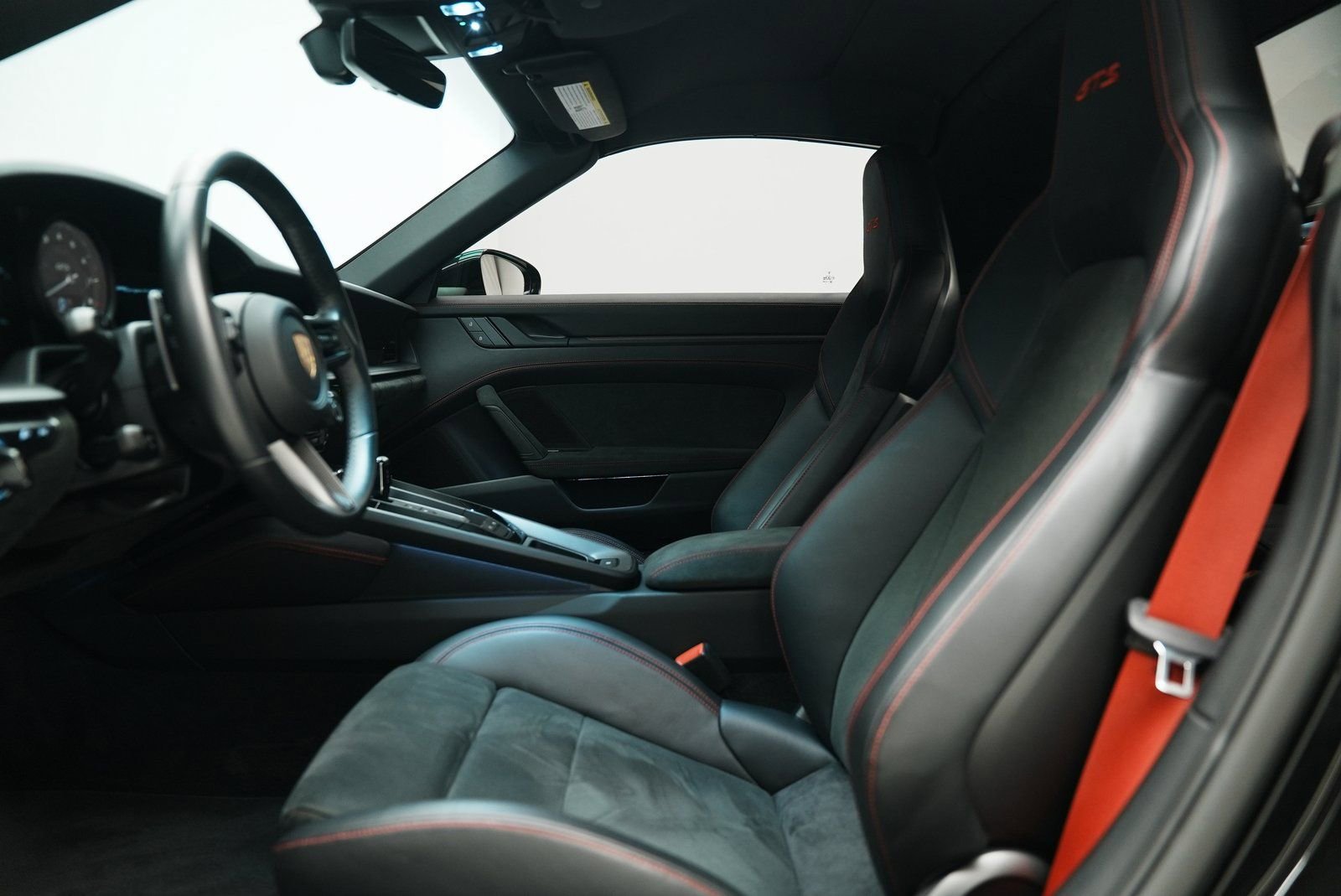 Used 2022 Porsche 911 Targa 4 GTS image 35