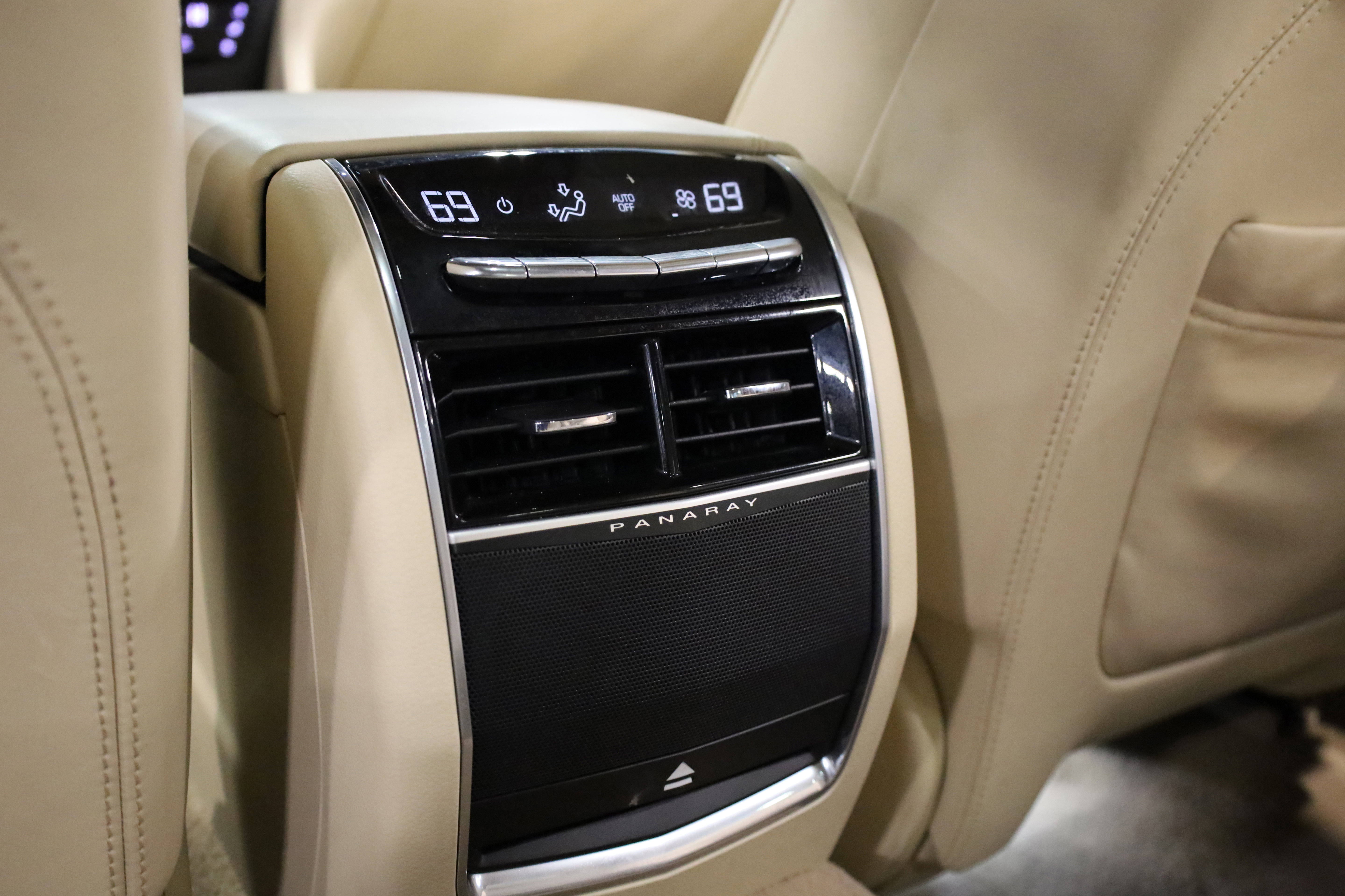 Used 2018 Cadillac CT6 Platinum image 43