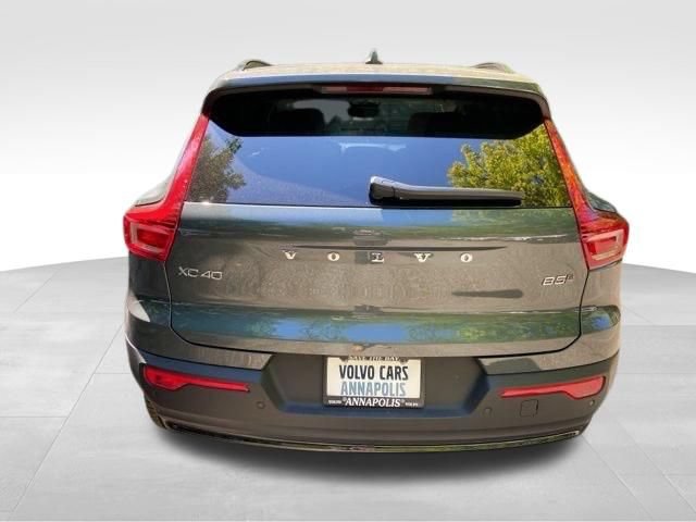 New 2026 Volvo XC40 B5 Ultra w/ Protection Package Premier AWD/4WD image 6