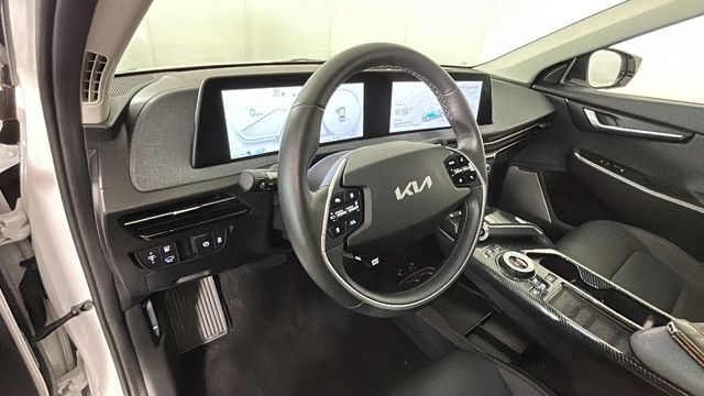 Used 2022 Kia EV6 Wind w/ Wind Technology Package AWD/4WD image 13