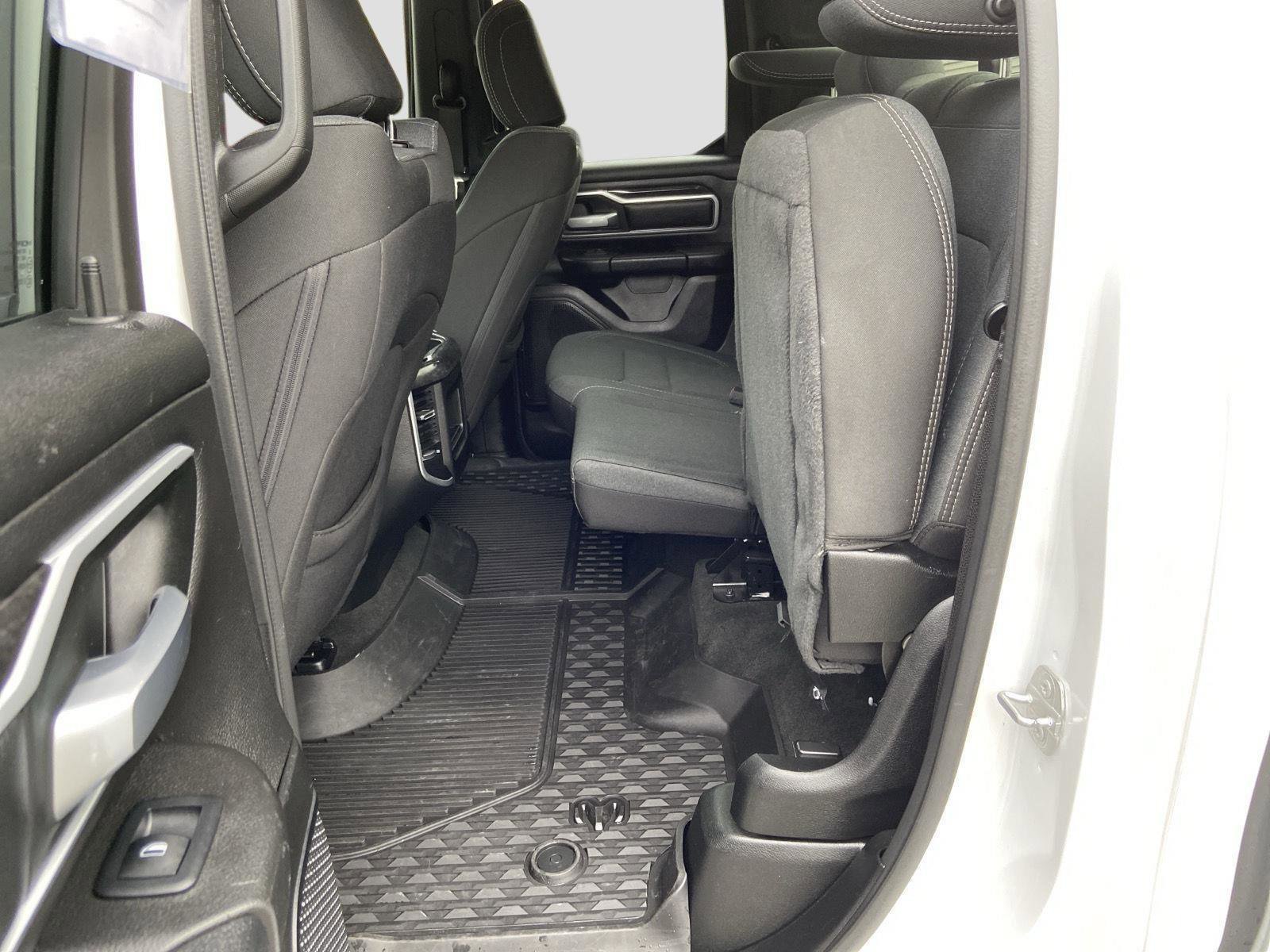 Used 2022 RAM 1500 Big Horn AWD/4WD image 29