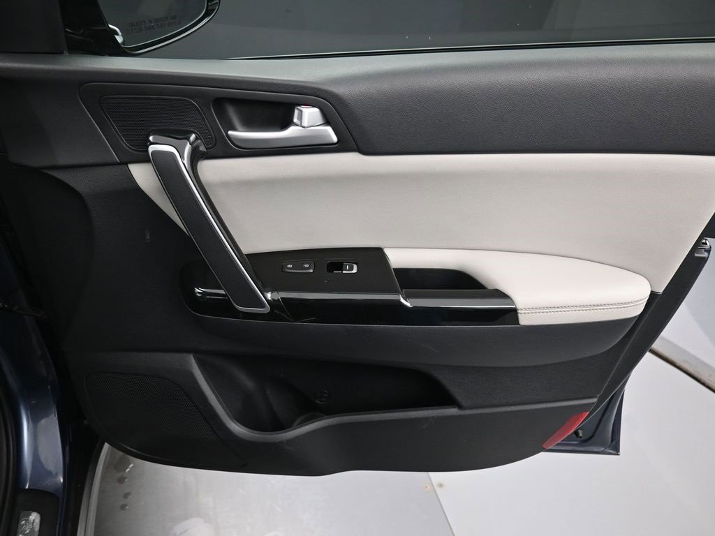 Used 2019 Kia Sportage EX w/ EX Sport Appearance Package image 34