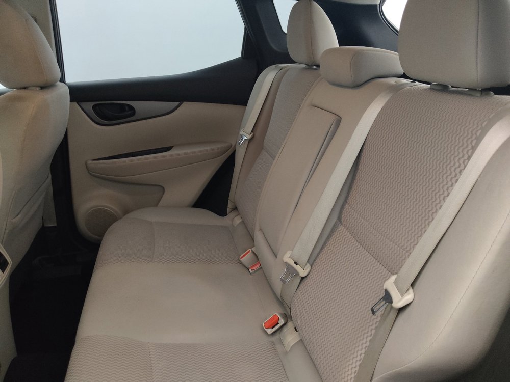 Used 2017 Nissan Rogue Sport S FWD image 18