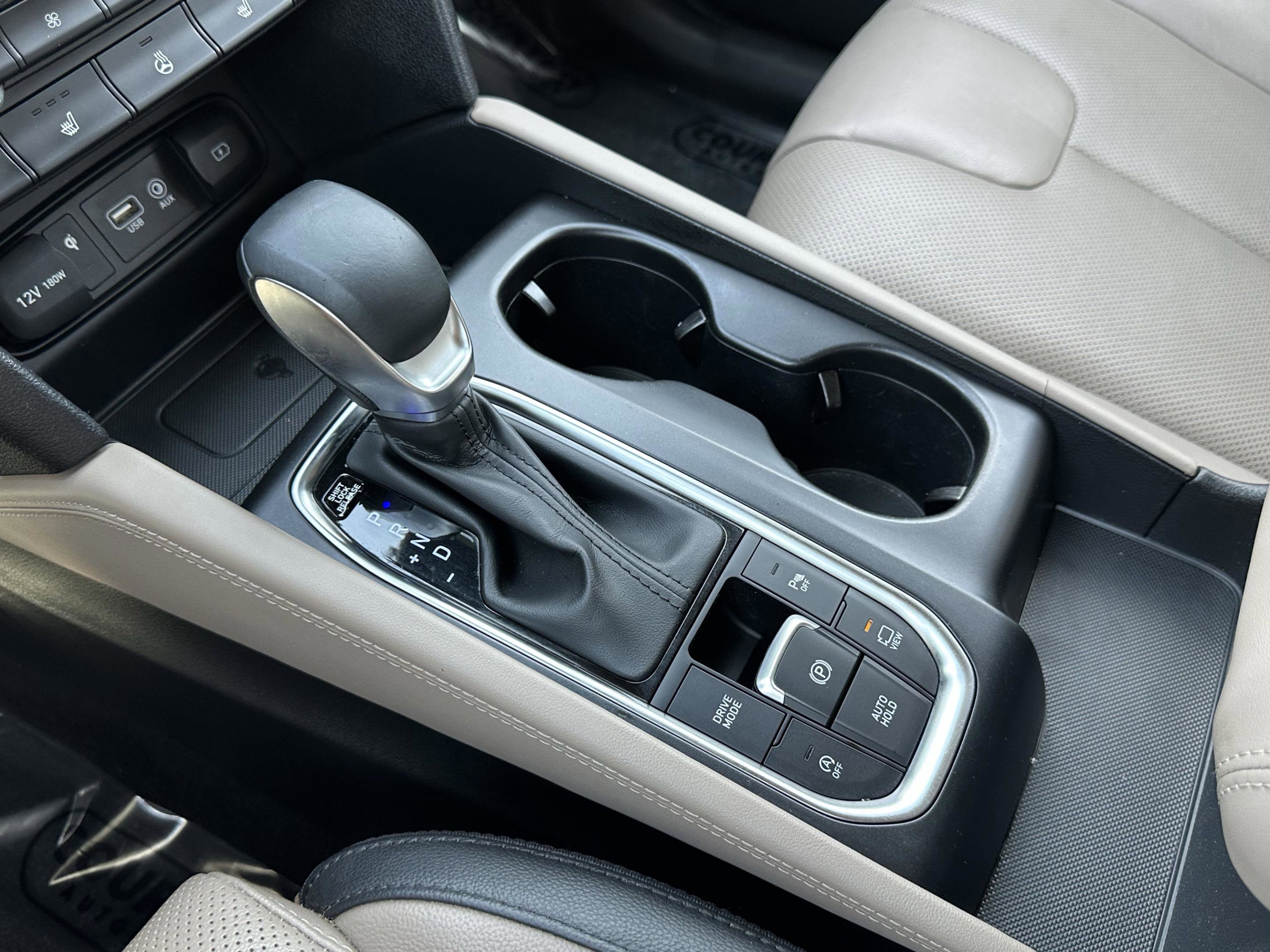 Used 2020 Hyundai Santa Fe Limited image 28