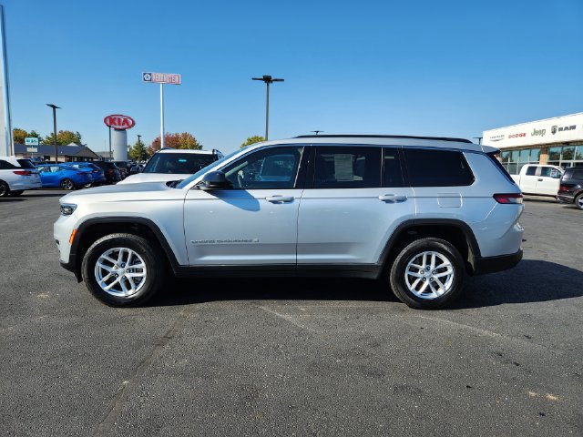Used 2025 Jeep Grand Cherokee L Laredo w/ Luxury Tech Group I AWD/4WD image 4