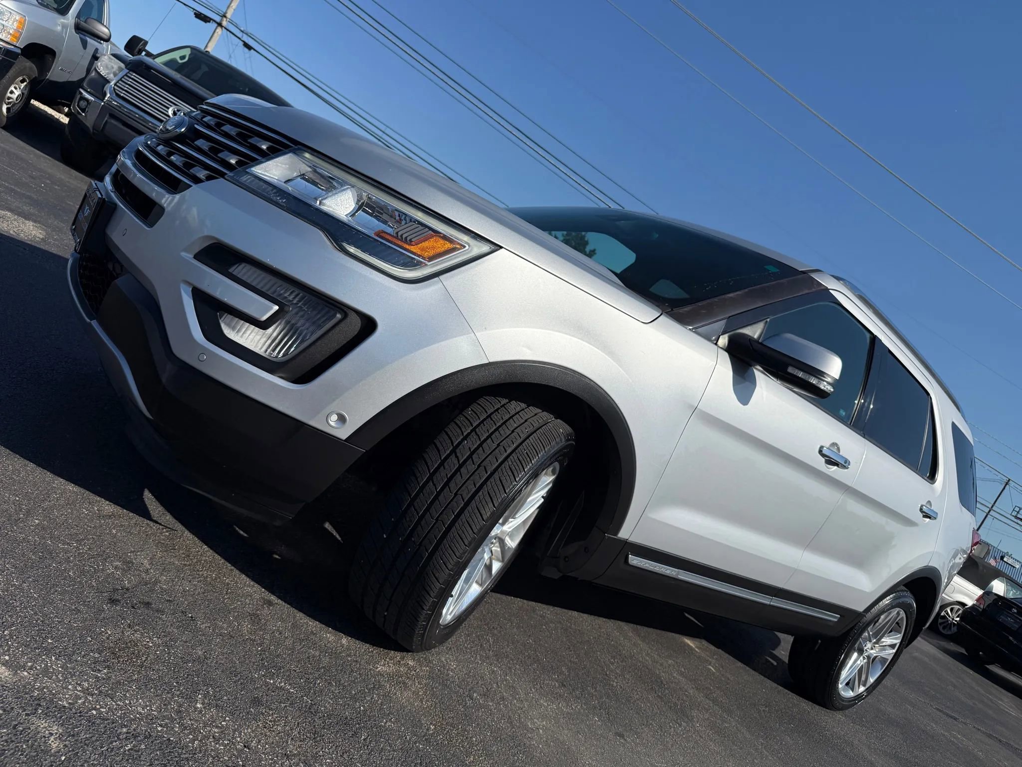 Used 2017 Ford Explorer Limited w/ Equipment Group 301A image 60