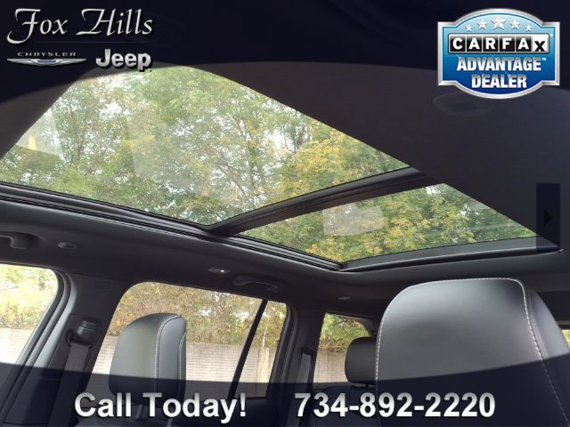 Certified 2026 Jeep Grand Cherokee Overland AWD/4WD image 16
