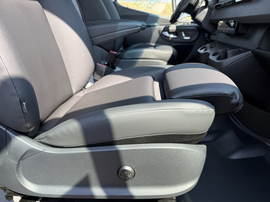 New 2025 Mercedes-Benz Sprinter 2500 image 16