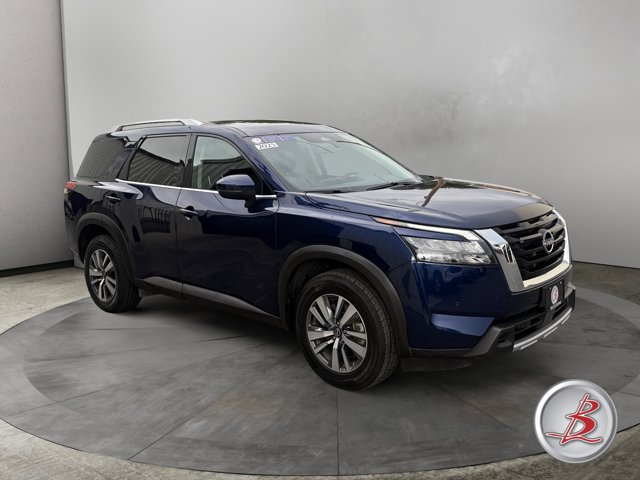Used 2025 Nissan Pathfinder SL