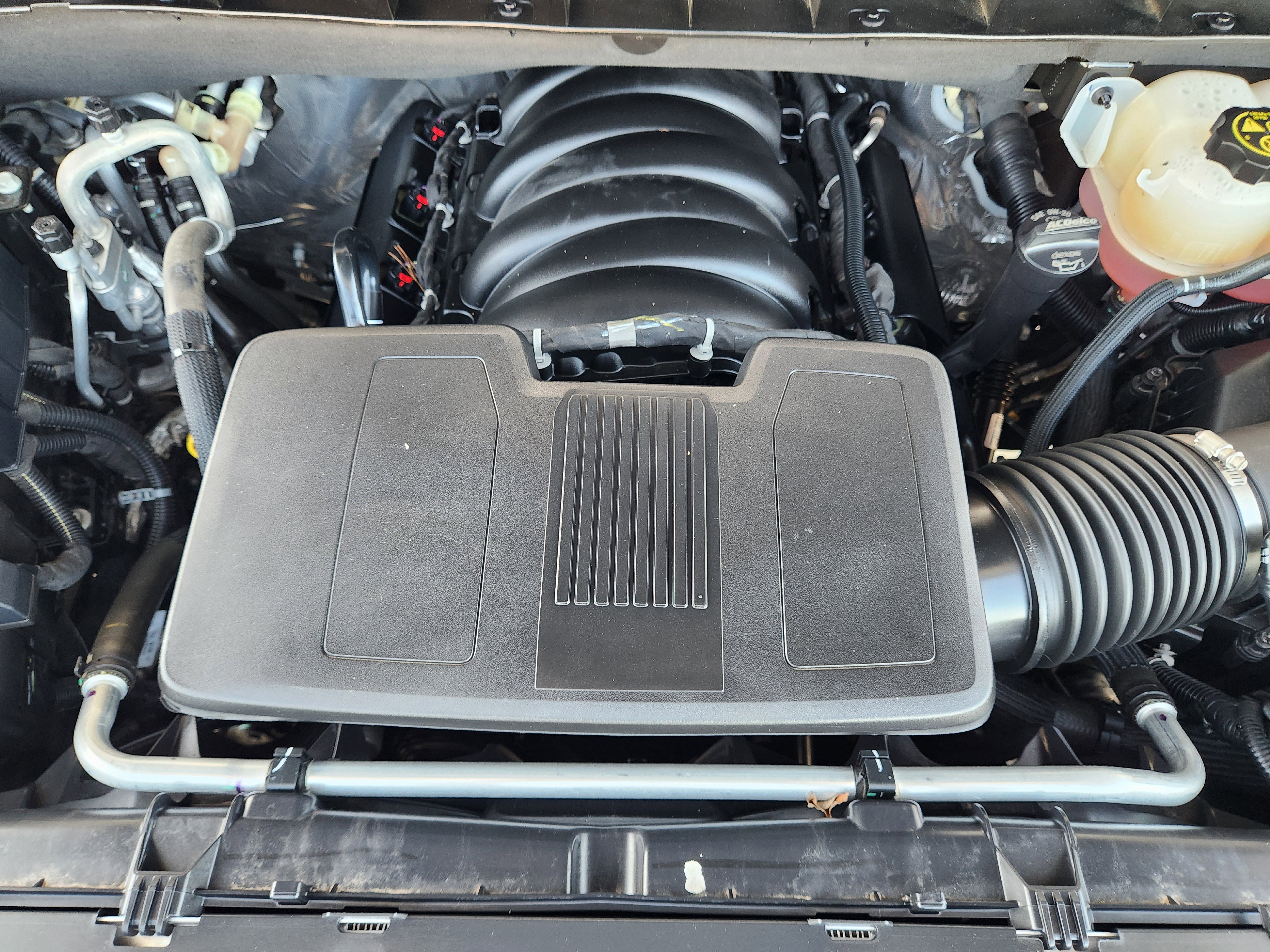 Used 2023 Cadillac Escalade Sport Platinum w/ LPO, ONYX Package image 33