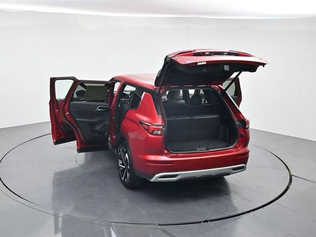 Used 2024 Mitsubishi Outlander SE image 48