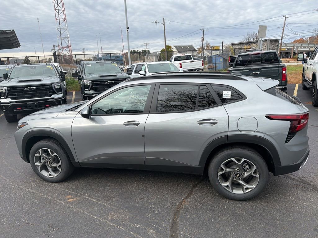 New 2026 Chevrolet Trax LT w/ Driver Confidence Package image 3