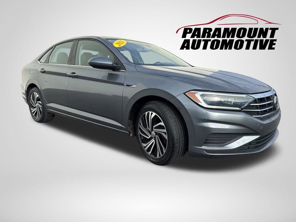 Used 2021 Volkswagen Jetta SEL image 3