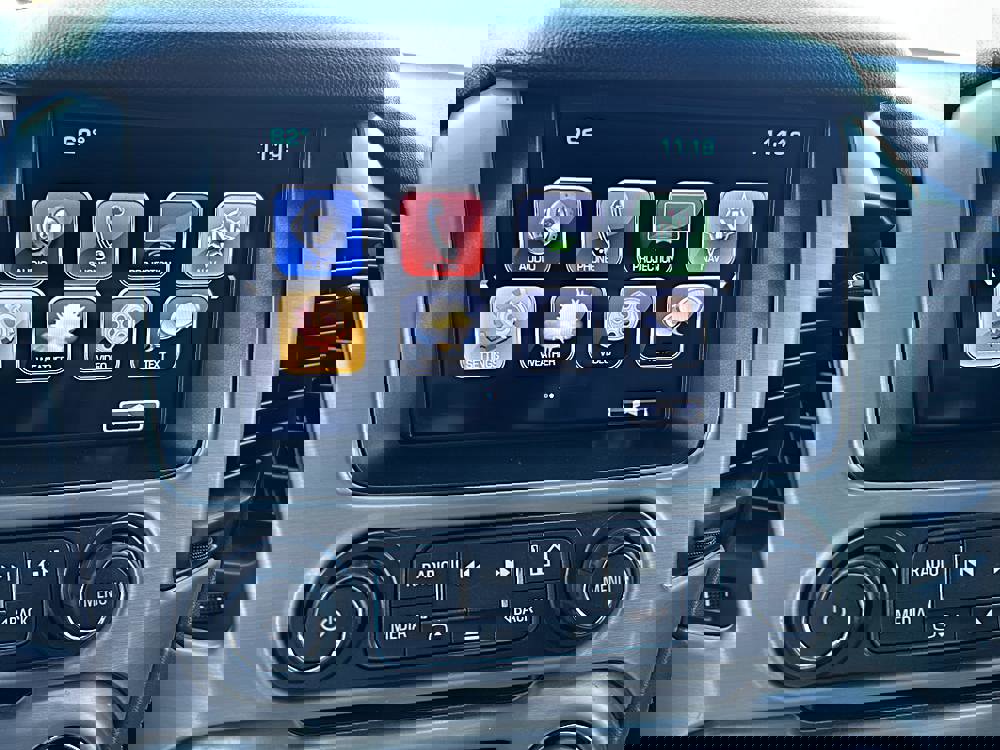 Used 2017 GMC Yukon XL Denali w/ Open Road Package image 15