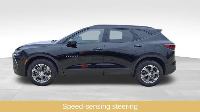 Used 2023 Chevrolet Blazer LT w/ Convenience Package image 6
