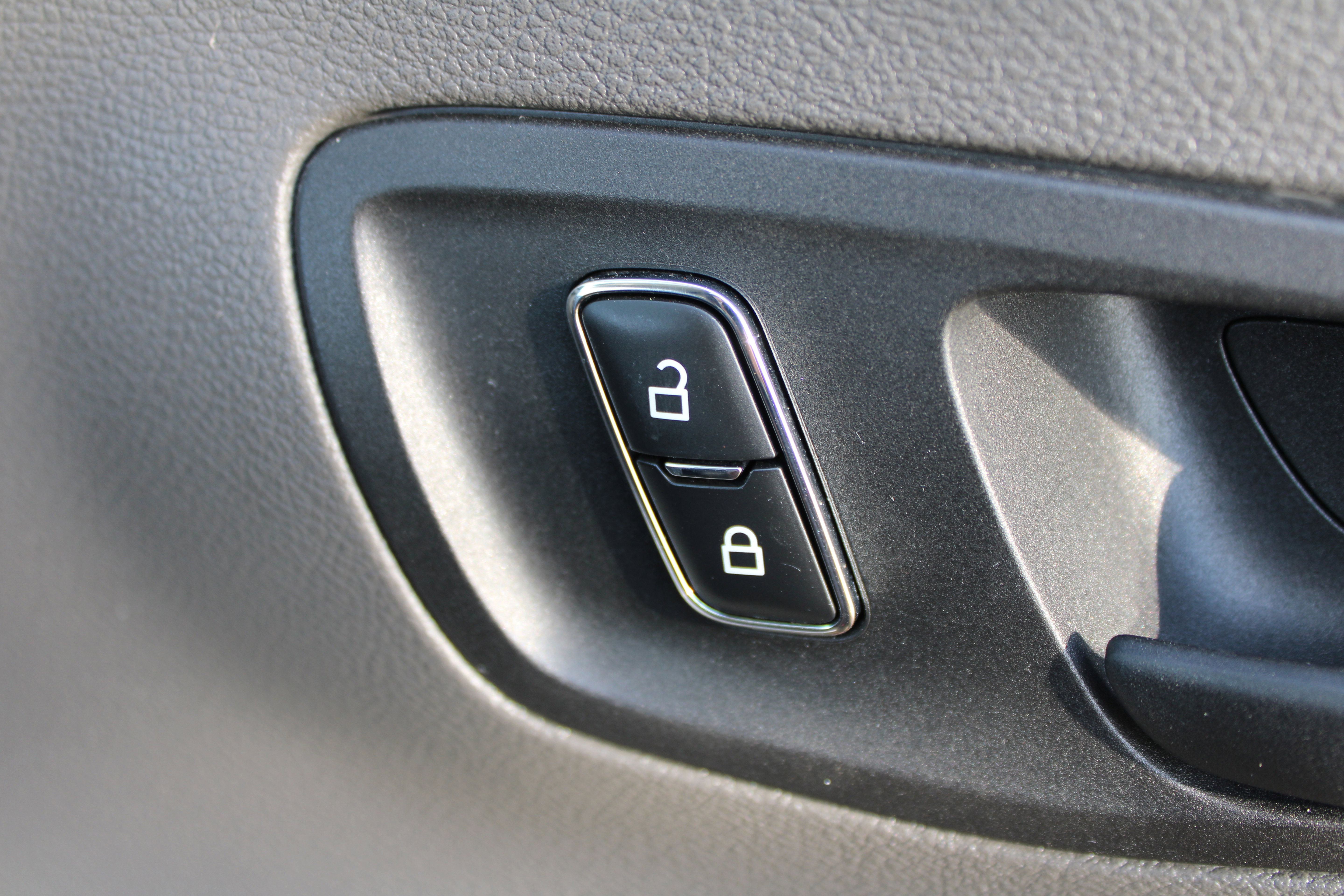 Used 2023 Ford Transit 250 148 High Roof Extended AWD w/ Load Area Protection Package image 32