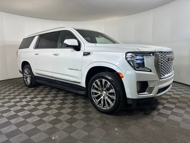 Used 2021 GMC Yukon XL Denali image 2