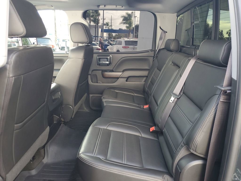 Used 2017 GMC Sierra 3500 Denali image 13