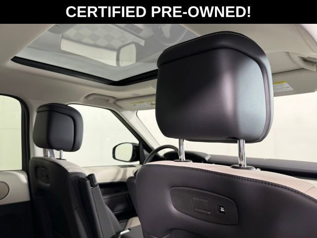 Certified 2025 Land Rover Discovery S AWD/4WD image 26