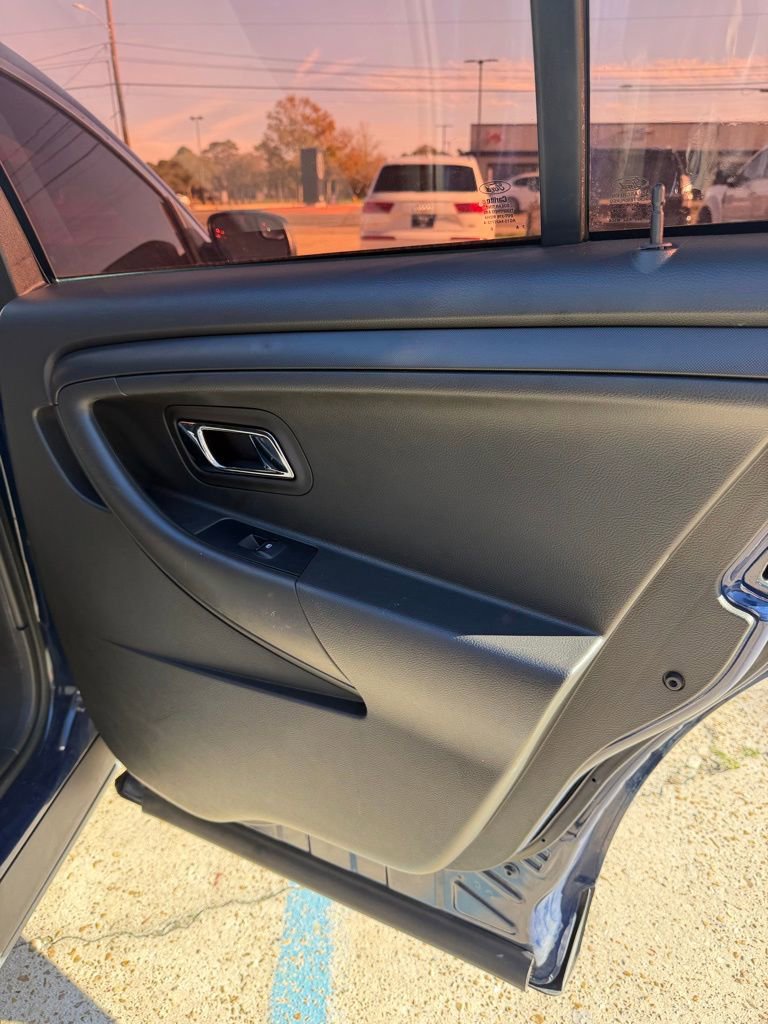 Used 2018 Ford Taurus Police Interceptor image 21