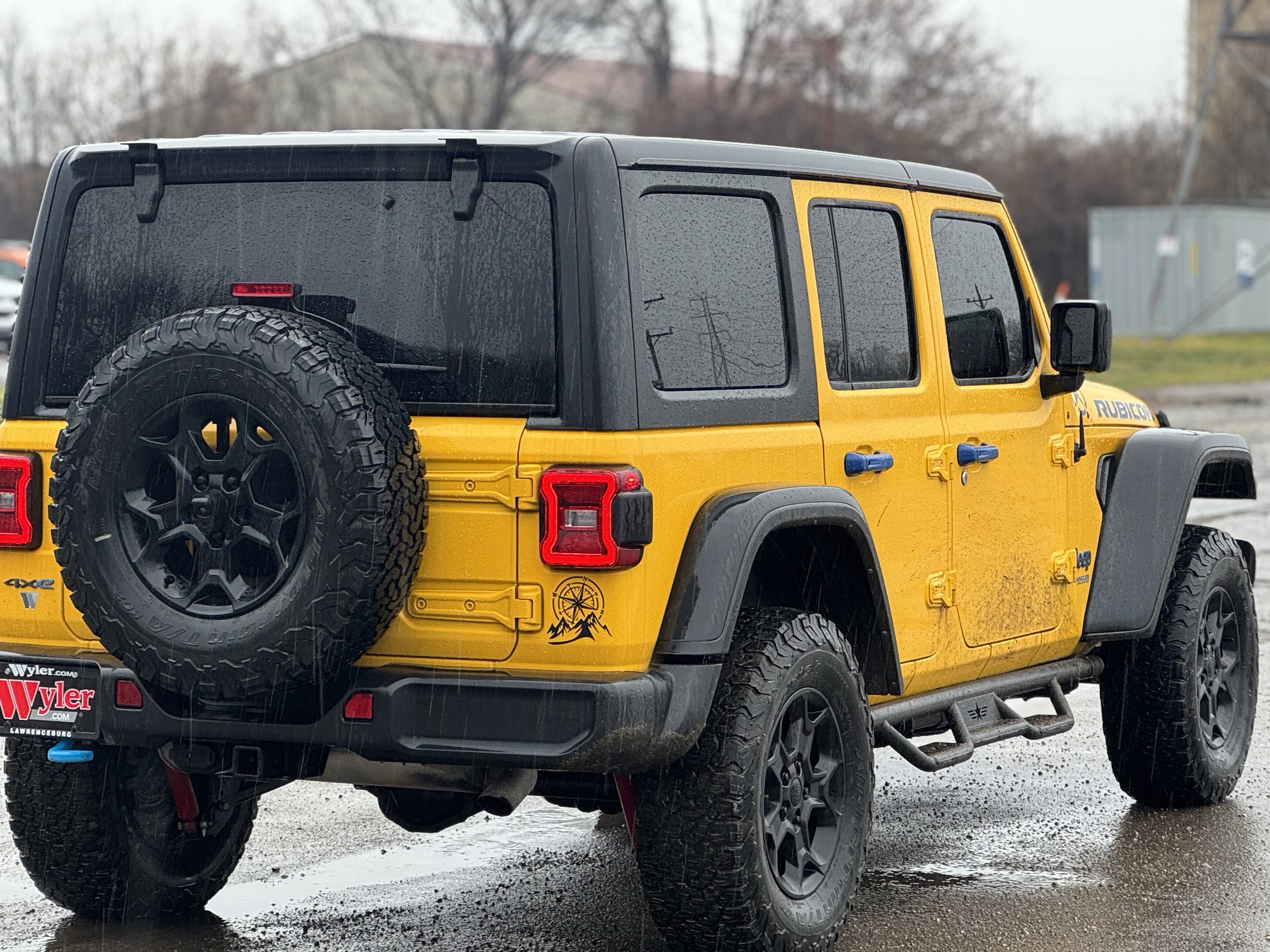 Used 2021 Jeep Wrangler Unlimited Rubicon 4xe w/ Cold Weather Group image 8