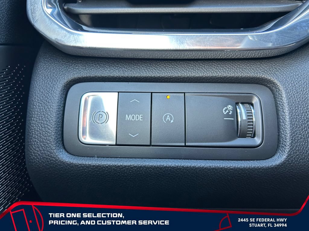 New 2026 GMC Acadia Denali Ultimate FWD image 17
