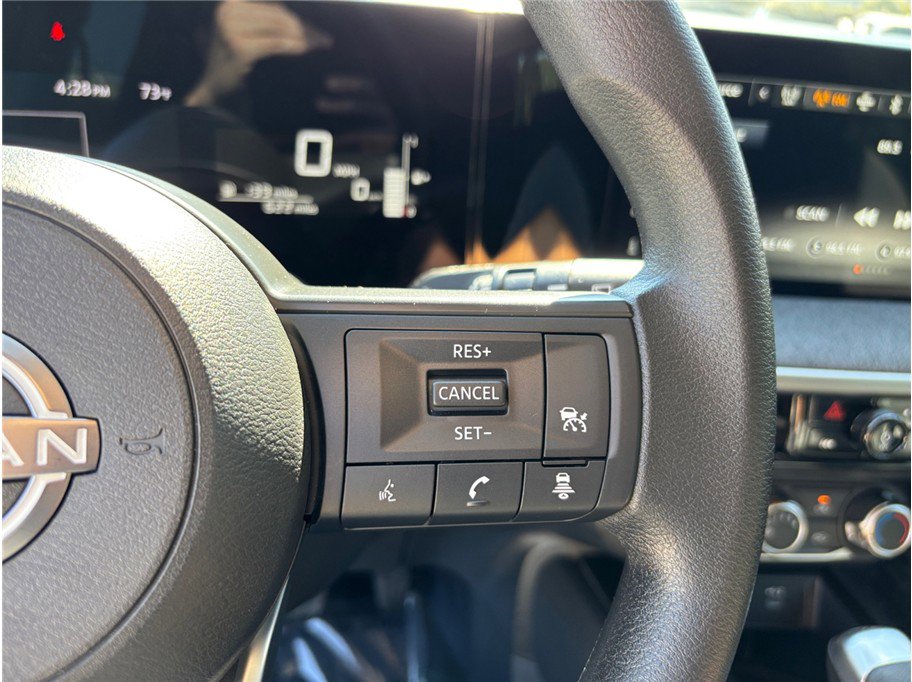 Used 2025 Nissan Kicks SV image 24