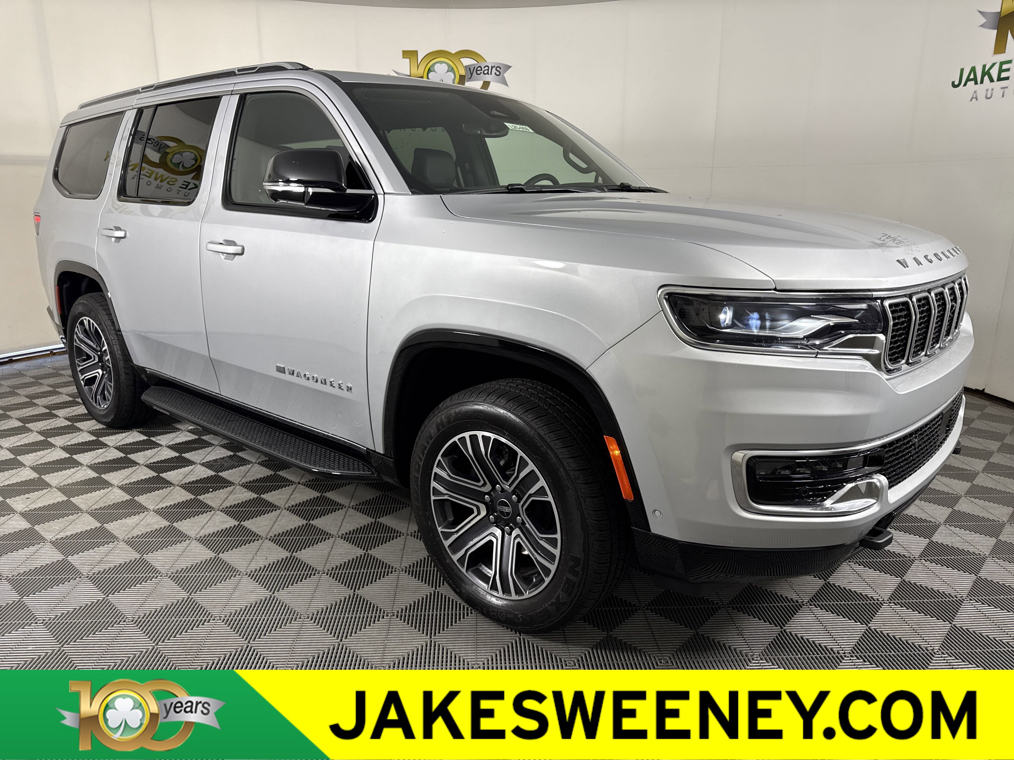 New 2025 Jeep Wagoneer 4WD w/ Convenience Group I