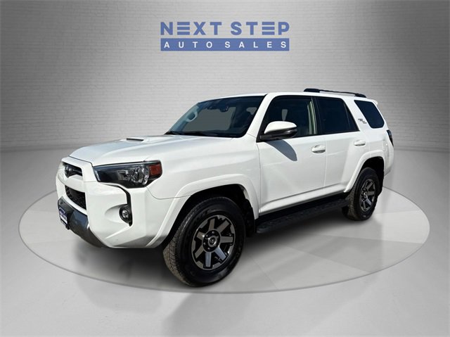 Used 2024 Toyota 4Runner TRD Off-Road Premium image 3