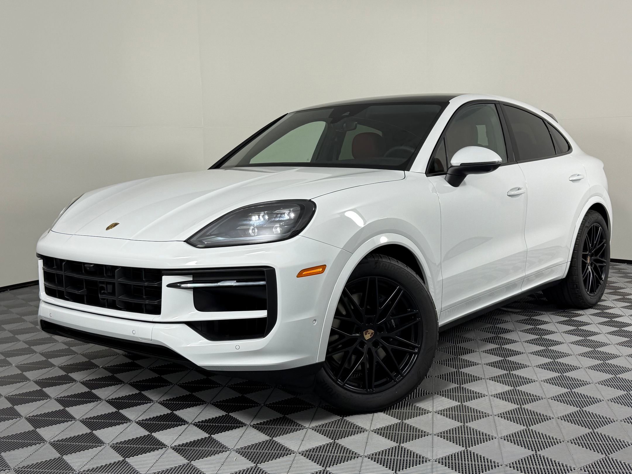 New 2026 Porsche Cayenne Coupe video 1