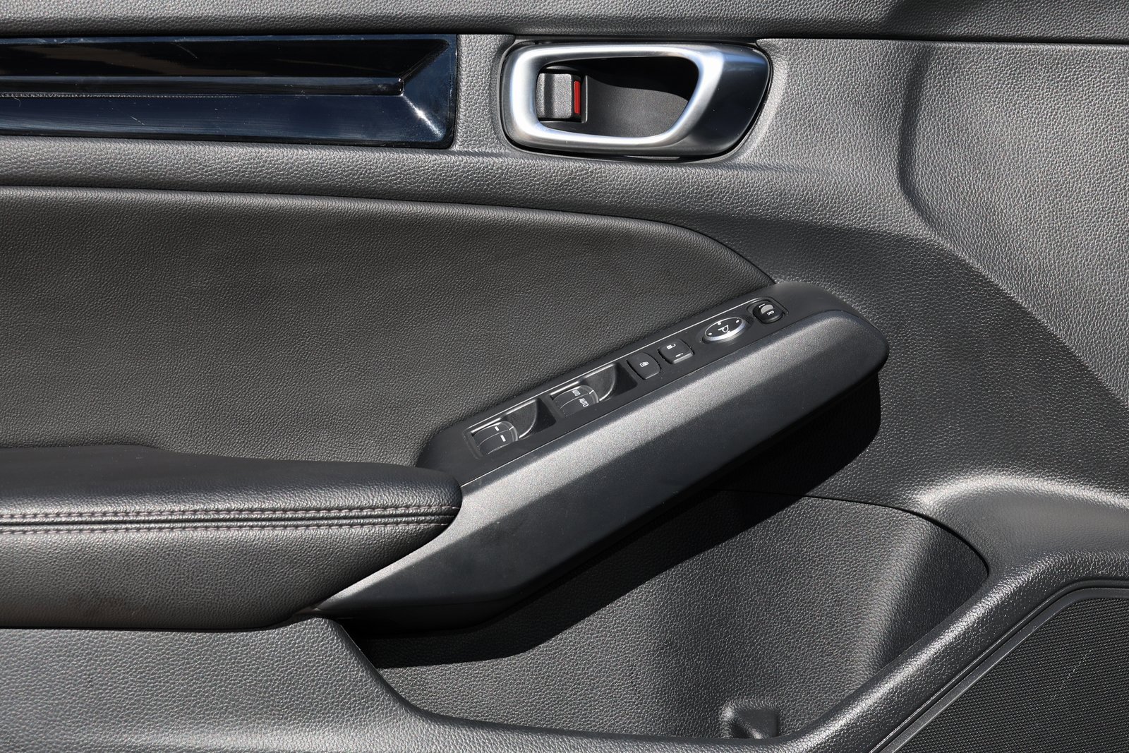 Used 2023 Honda Civic EX-L image 26