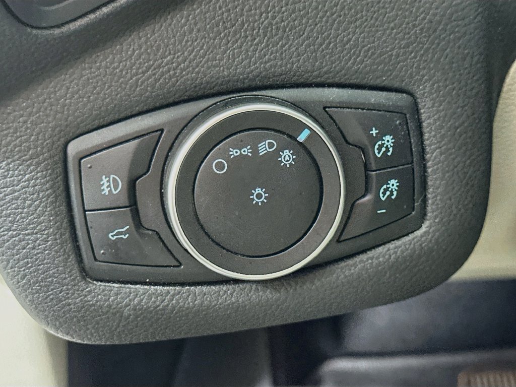 Used 2017 Ford Escape SE FWD image 23