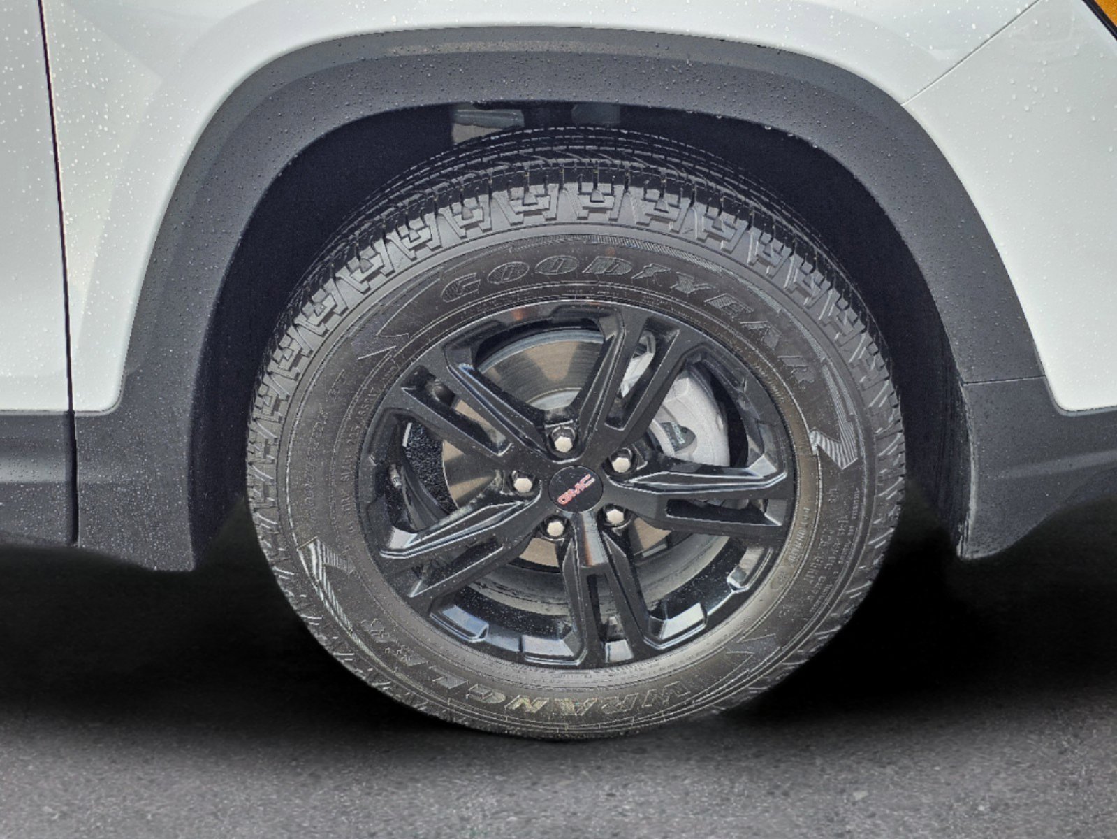 Used 2024 GMC Terrain AT4 image 12