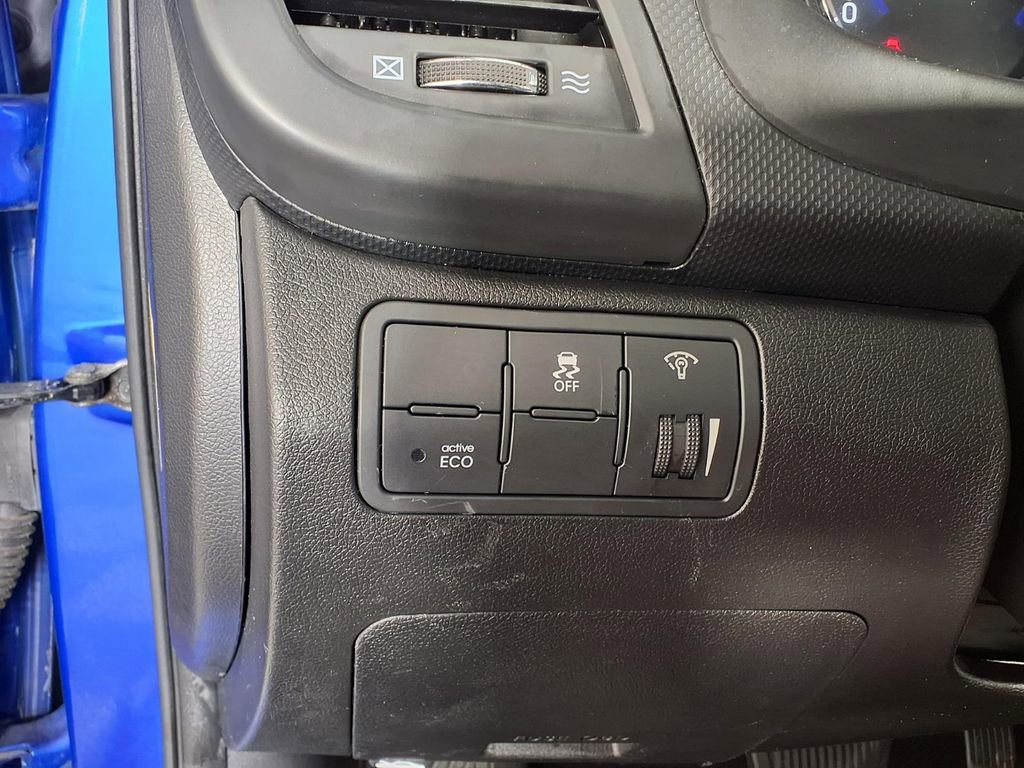 Used 2014 Hyundai Accent GS FWD image 17