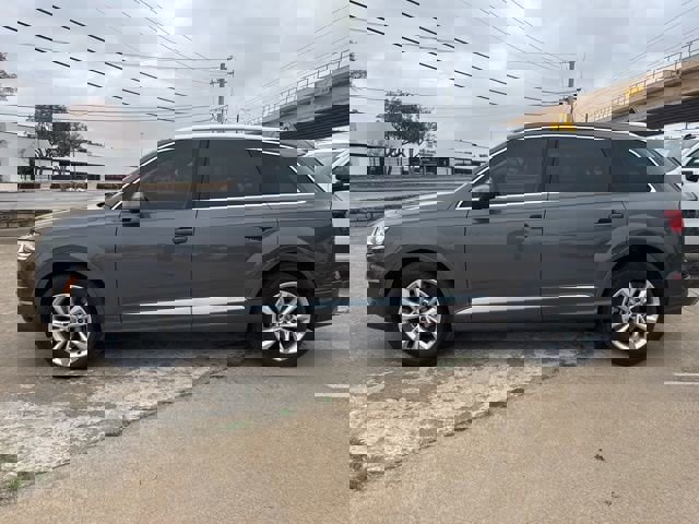 Used 2018 Audi Q7 3.0T Premium Plus image 4