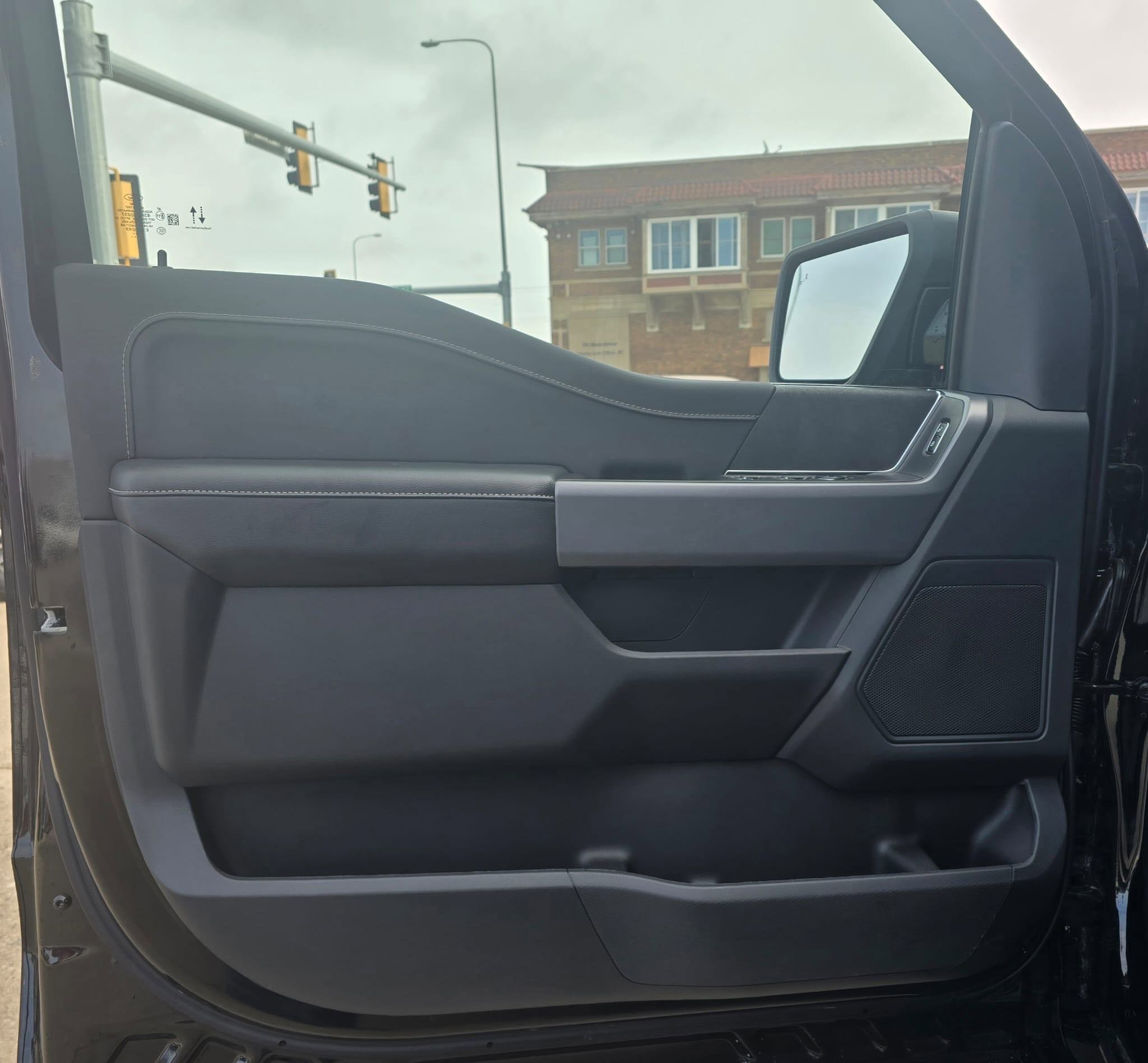 New 2025 Ford F150 XLT w/ Equipment Group 302A MID image 16