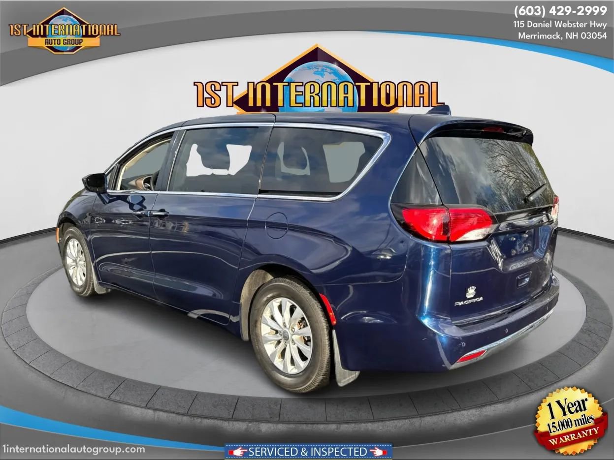 Used 2019 Chrysler Pacifica Touring Plus image 6