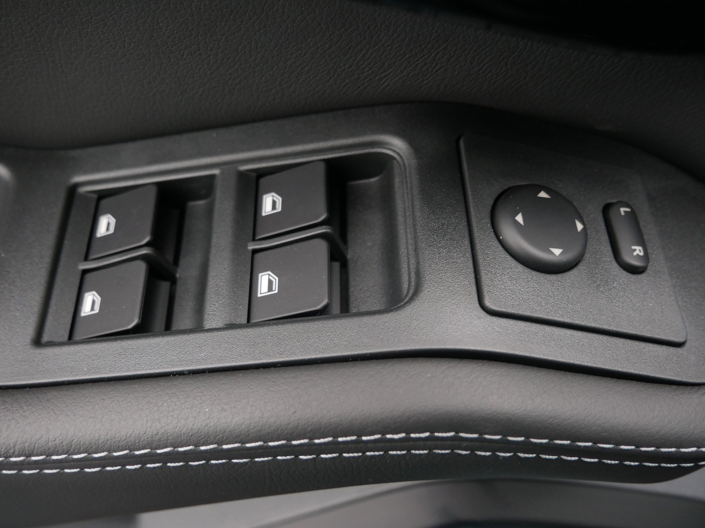 New 2026 INEOS Grenadier Fieldmaster Edition image 19